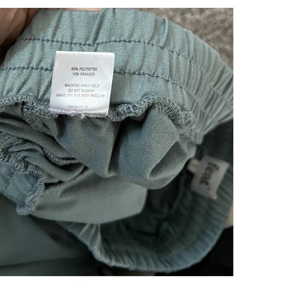 feat clothing women's joggers size 1/large - Picture 4 of 6